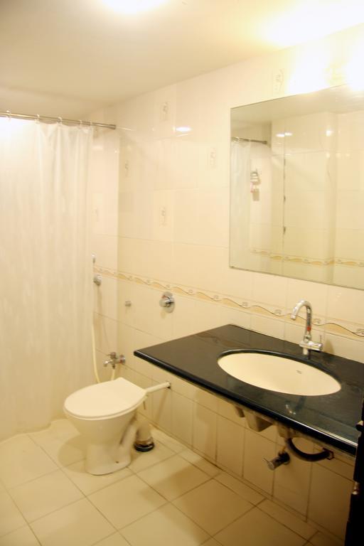 Hotel Jawahar Ulhasnagar Exterior photo