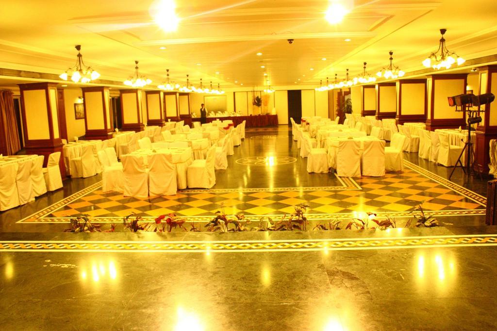 Hotel Jawahar Ulhasnagar Exterior photo